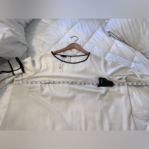 NWT Talbots Women’s White Blouse with Black Piping 2XP - Picture 10 of 10